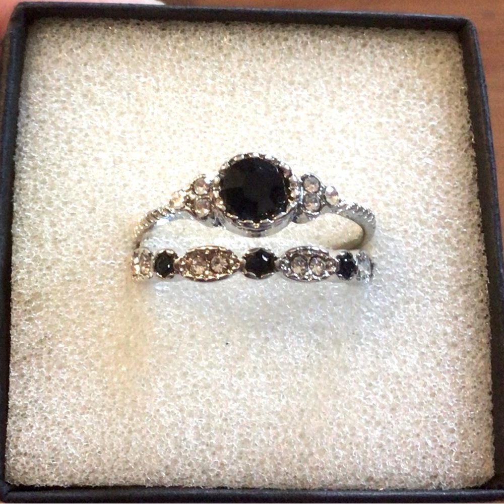 Elegant Black Stone and Silver Toned Ring Set